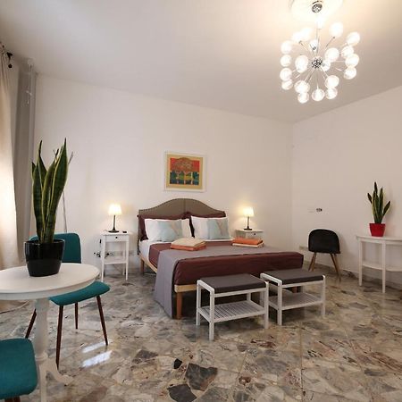 Cavour & Savoia Hotel Bari Exterior photo