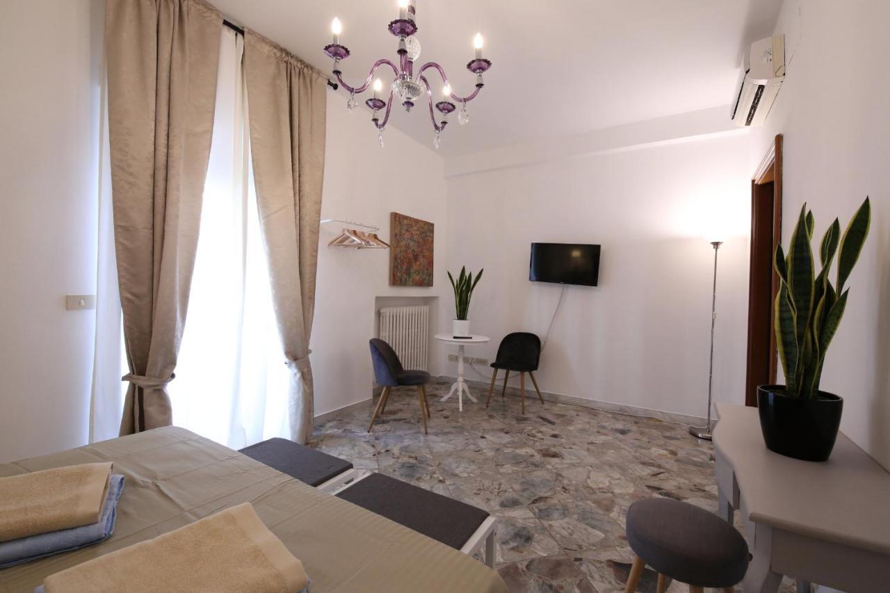 Cavour & Savoia Hotel Bari Exterior photo