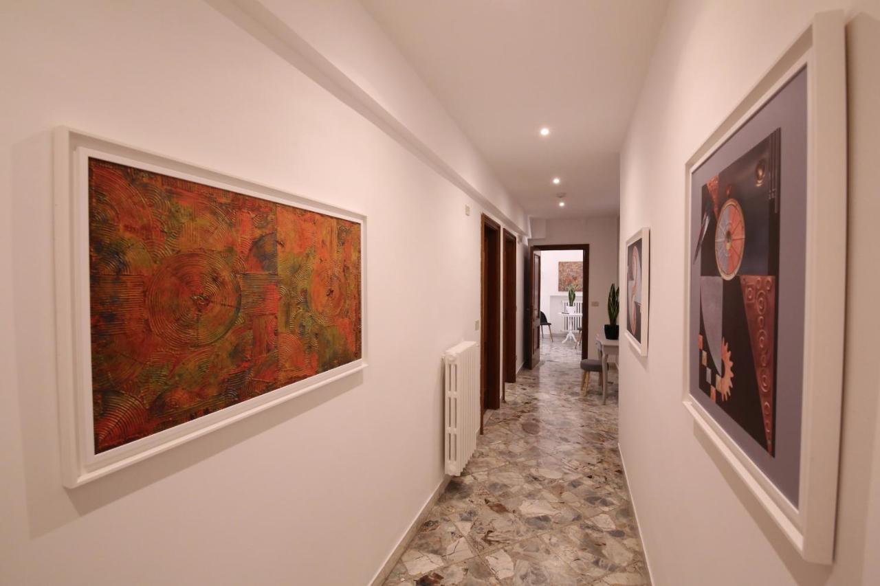 Cavour & Savoia Hotel Bari Exterior photo
